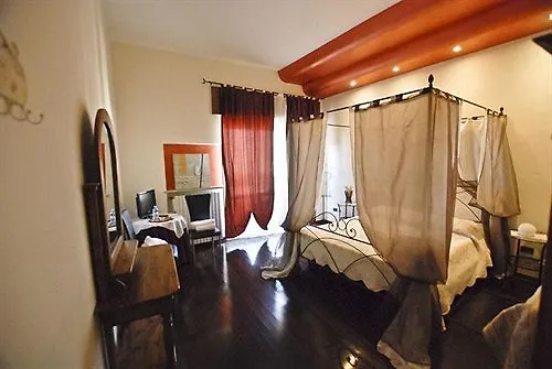 베로나 La Boheme B&B