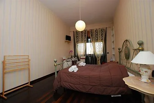 베로나 La Boheme B&B 0*,  이탈리아